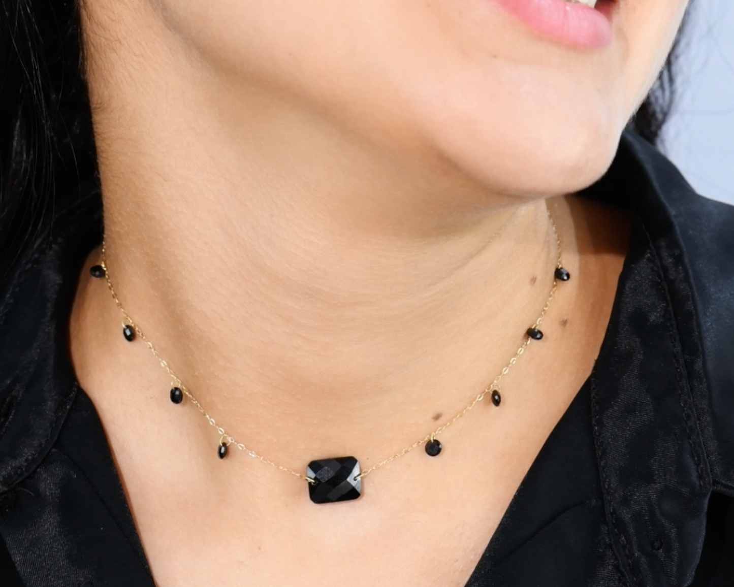 Collier MERI en Or 18k - Toutes les Couleurs Disponibles