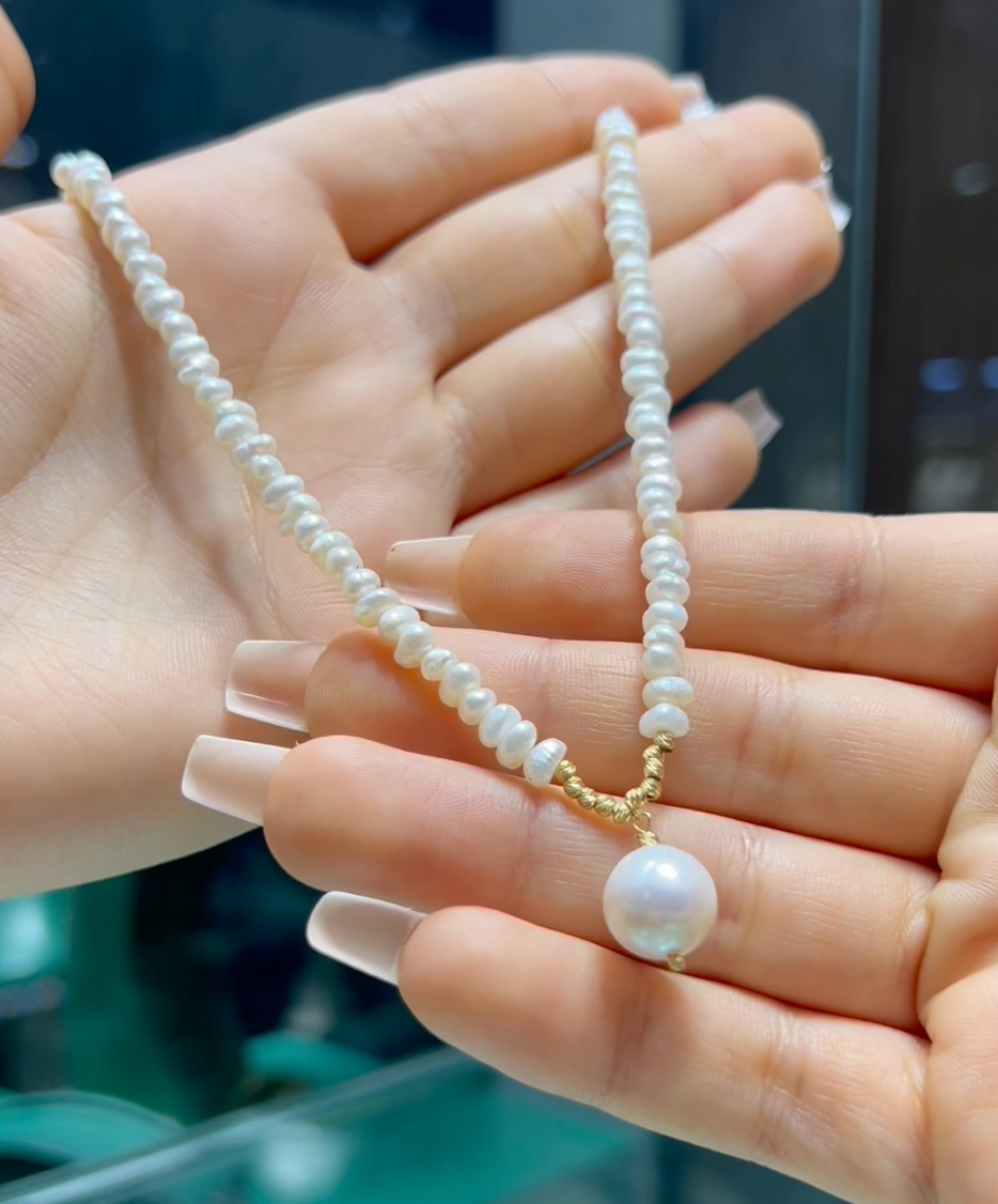 Collier NELIA en Or 18k Avec Pierres Johar Naturelles