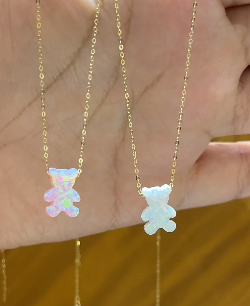Collier Petit Ours Opal en Or 18k