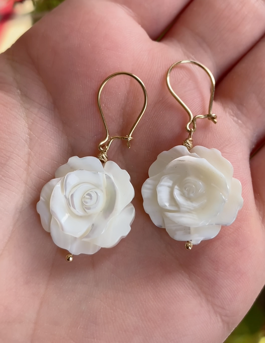 Boucles D'oreilles FLEURA en Or 18k , Pierres Naturelles