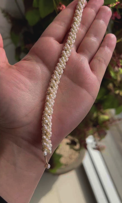 Bracelet Nyris en Or 18k 18k Avec des Petites Pierres de Johar Naturelles