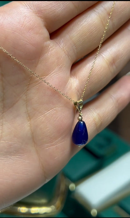 Collier en or 18k avec pierre naturelle